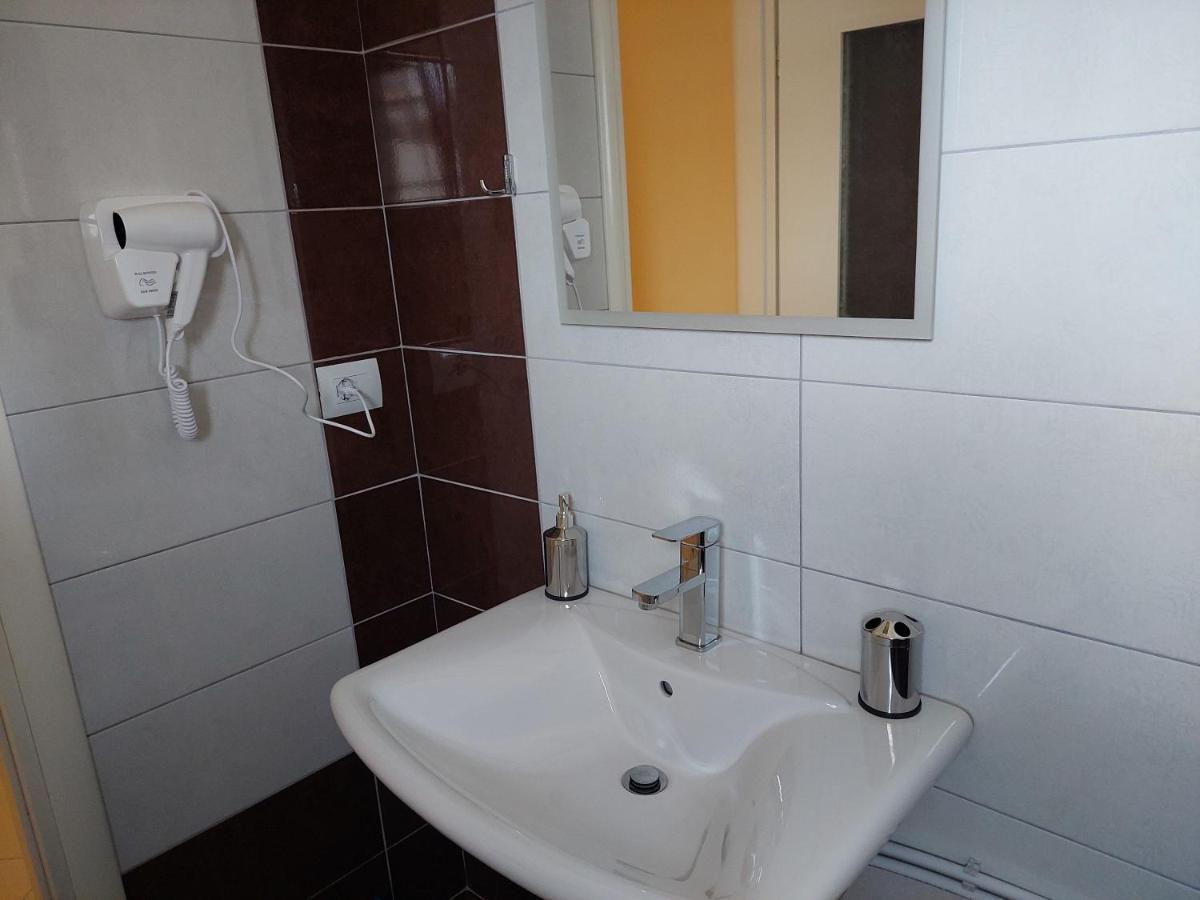 Emi'S Villa Ksamil Ngoại thất bức ảnh