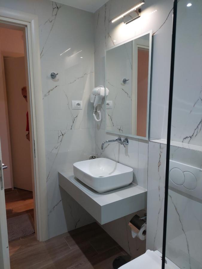 Emi'S Villa Ksamil Ngoại thất bức ảnh